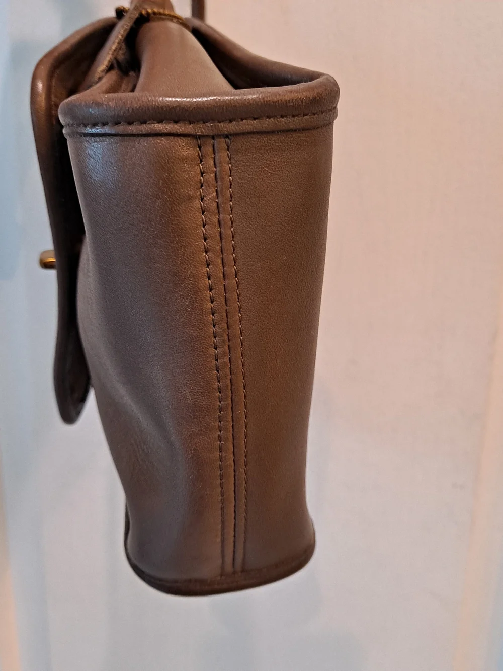 Coach Vintage 1991 Scooter Bag Mahogany Brown Leather Crossbody Turn-Lock